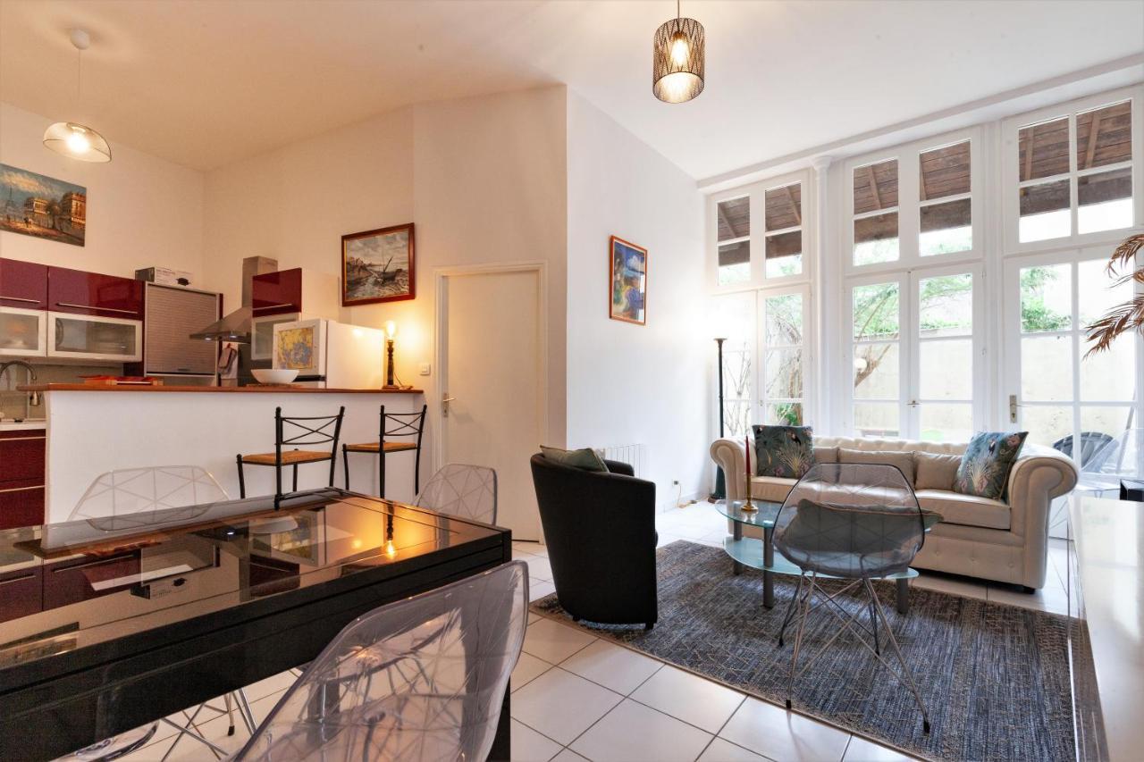 Le Patio - Hypercentre - Cour Au Calme - Wifi Apartment Vannes Luaran gambar