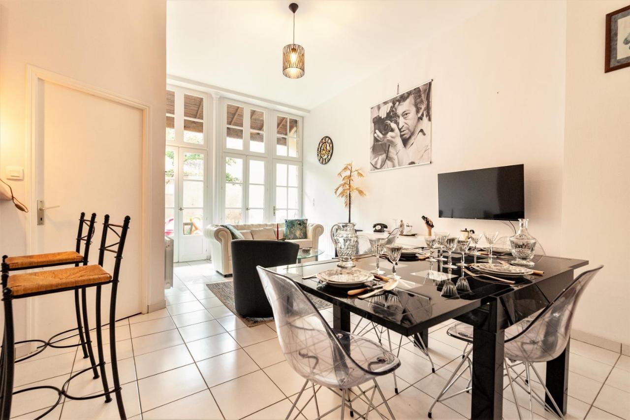 Le Patio - Hypercentre - Cour Au Calme - Wifi Apartment Vannes Luaran gambar